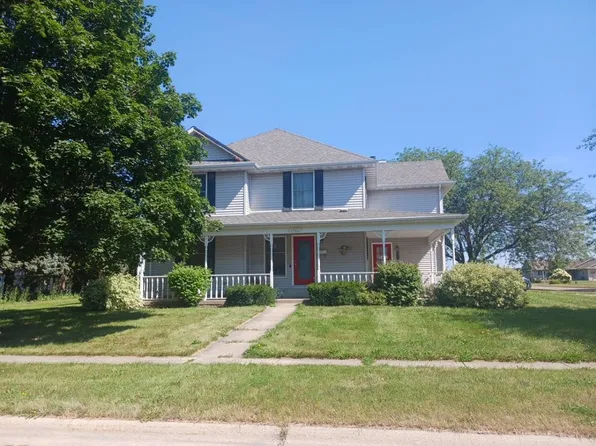 1401 Carrie Ave, Rochelle, IL 61068