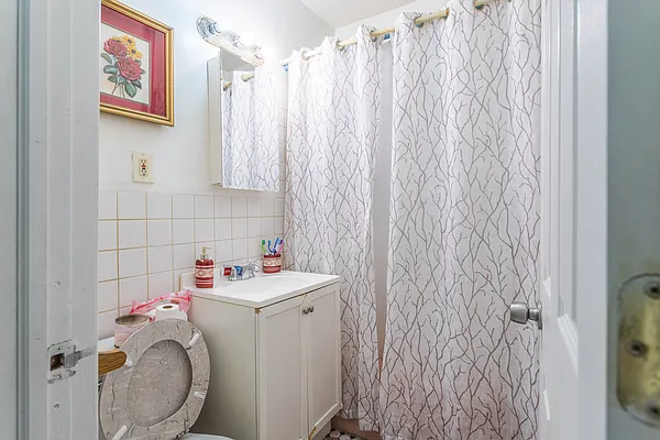 Rented by Corcoran | media 8