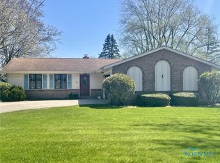 100 Denan Dr, Hicksville, OH 43526