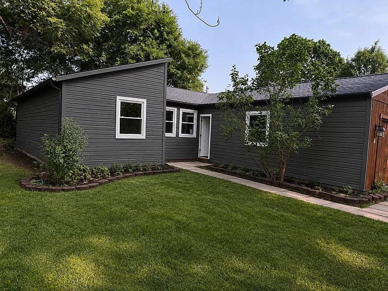 10 Hanningfield Cir — Photo 1