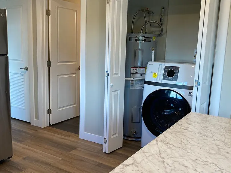 2606 Apache Court Suites 101 4 #201-301 — Photo 24