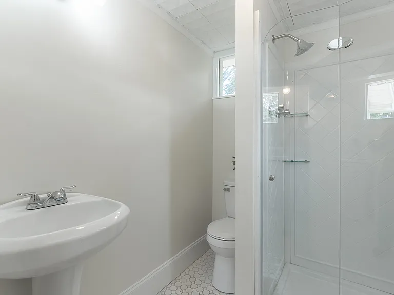 5405 Saint Elmo Ave — Photo 17