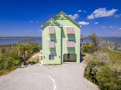 4304 Emerald Drive, Emerald Isle, NC, 28594