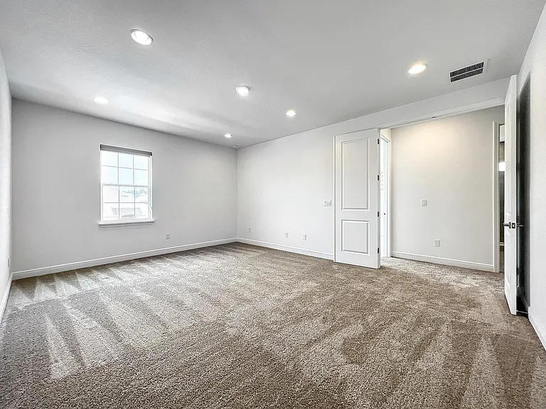 4379 Renly Ln — Photo 40