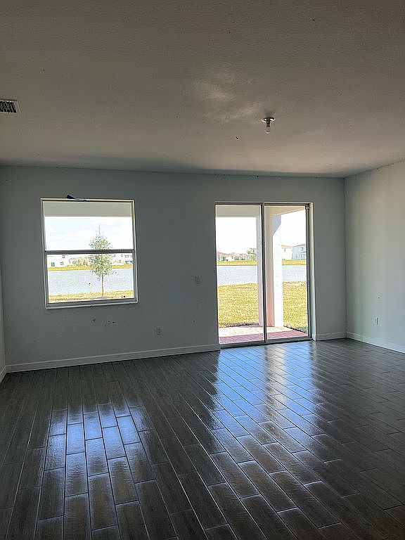 Sawa No。 7569 NW Deysbrook Ln, Port Saint Lucie, FL 34987 | Zillow