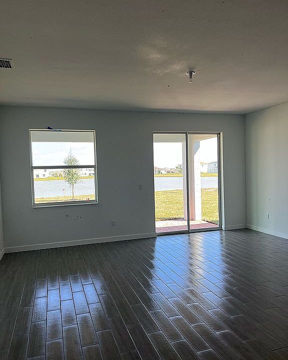 1st image of 7569 NW Deysbrook Ln