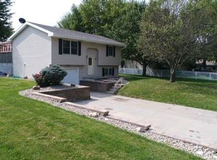 304 Waubonsie Ave, Tabor, IA 51653
