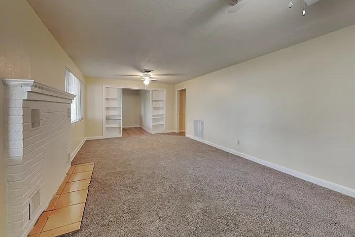 2 bed, 2.0 bath, 1199 sqft, $1,395 — Photo 4