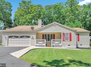 4015 Lakeview Pkwy, Locust Grove, VA 22508