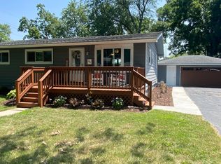 703 W North St, Crown Point, IN 46307