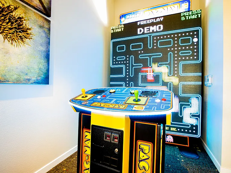 The Curve at Gilbert — Photo 36