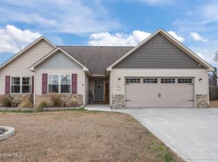 203 Brice Court, Hubert, NC 28539