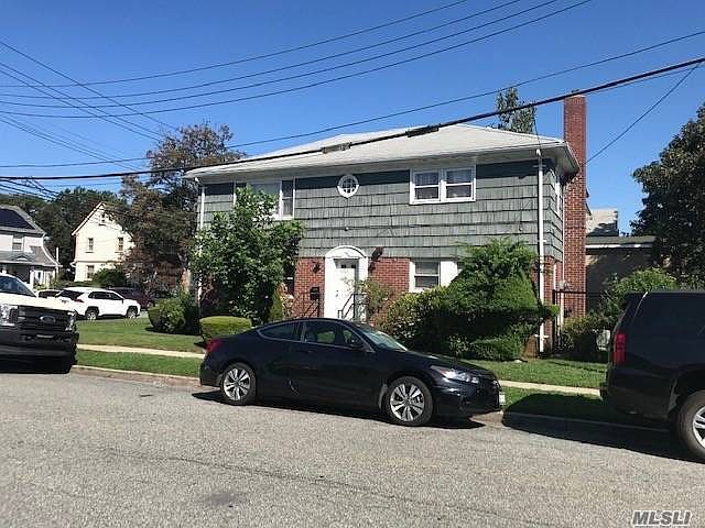 1st image of 220-05 94th Dr