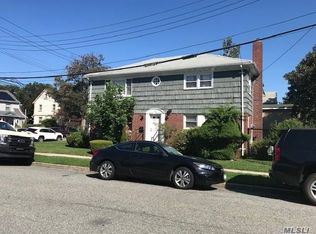 220-05 94th Dr, Queens Village, NY 11428