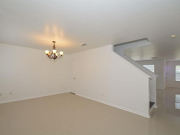 5th image of 21318 Blissfield Ln