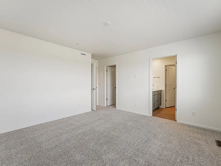 4894 River Roads Dr — Photo 13