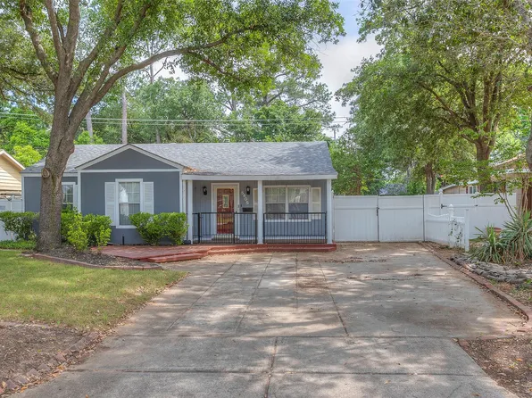 5405 Taylor Rd, River Oaks, TX 76114