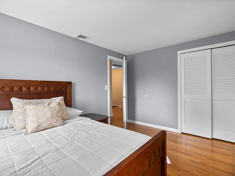 832 Quarter Mile Rd — Photo 34