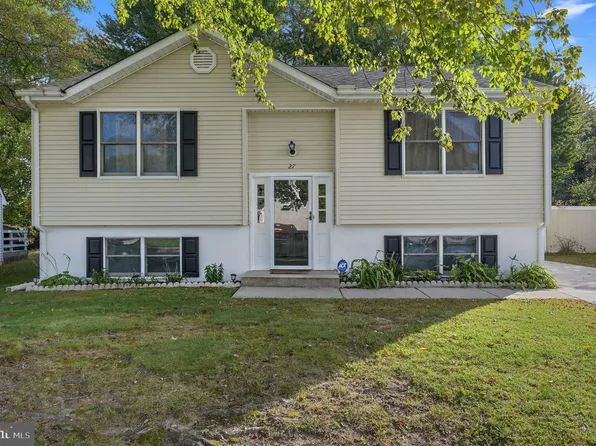 27 Virginia Ave, Dover, DE 19904