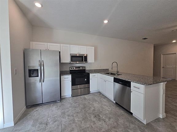 4th image of 2025 Dunbar St