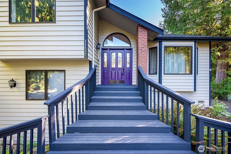3rd image of 11525 76th Avenue NW