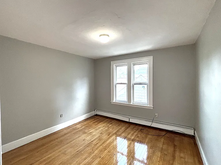 8 Hooper St #3 — Photo 6