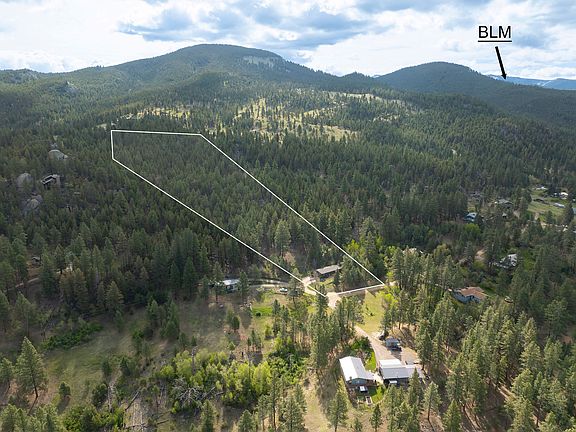4th image of 28 Pinecrest Loop
