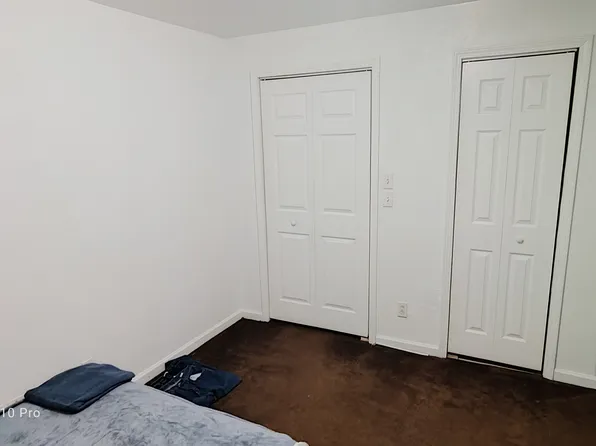 1105 E Main St #G, Radford, VA 24141