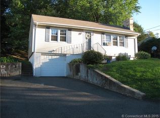 34 Mountain View Rd, Meriden, CT 06450