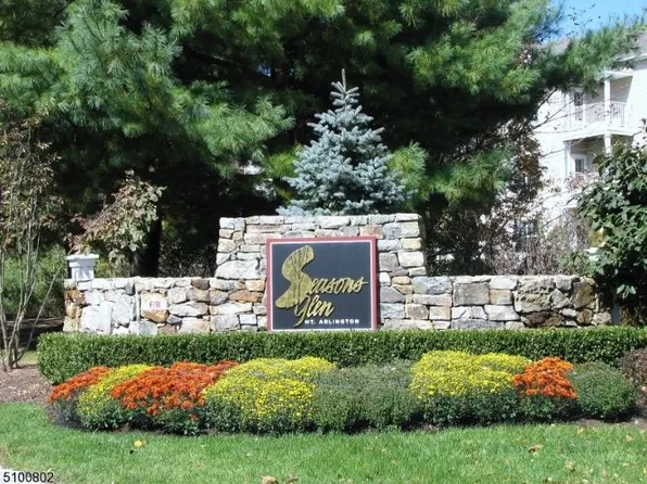 25 Birch Ter #1202, Mount Arlington, NJ 07856