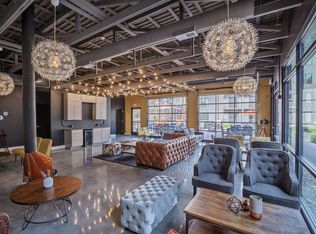 223 E Town, Columbus, OH 43215