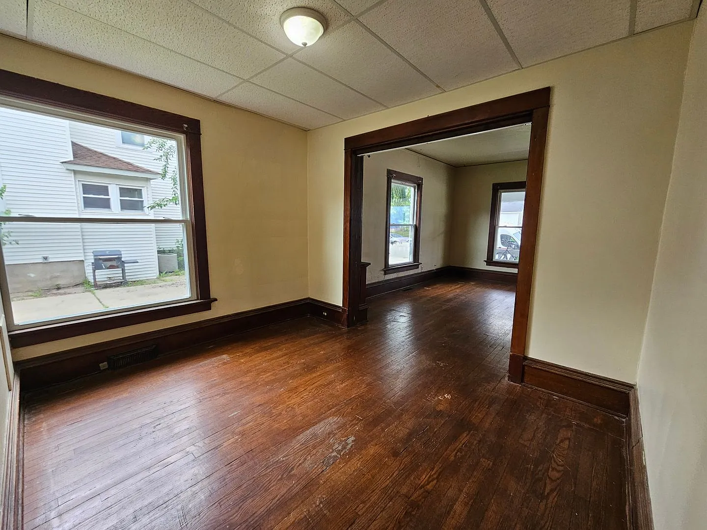 215 18th St NE — Photo 4