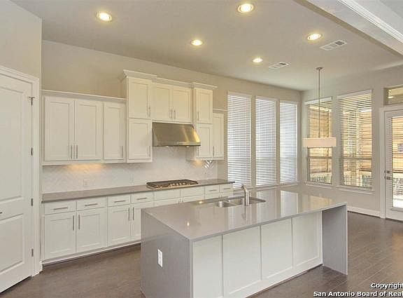 5th image of 4022 Monteverde Way