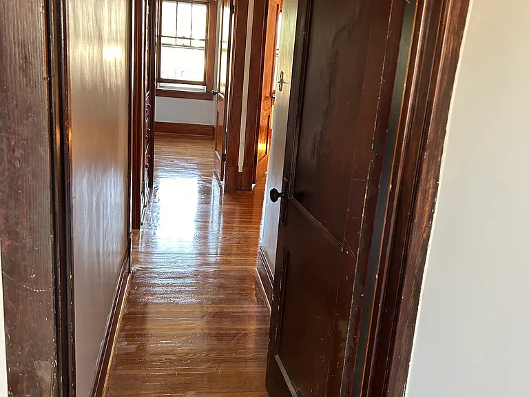 155 Roesch Ave #2 — Photo 4