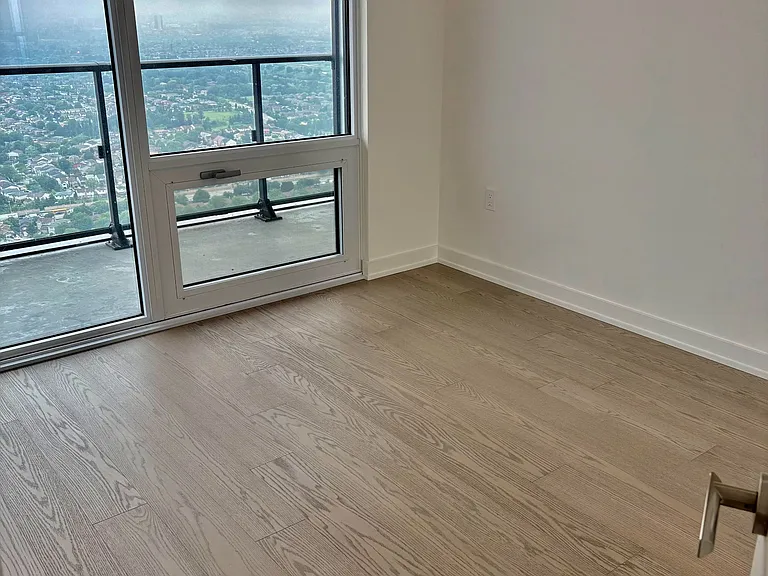 448 Burnhamthorpe Rd W #4901 — Photo 7
