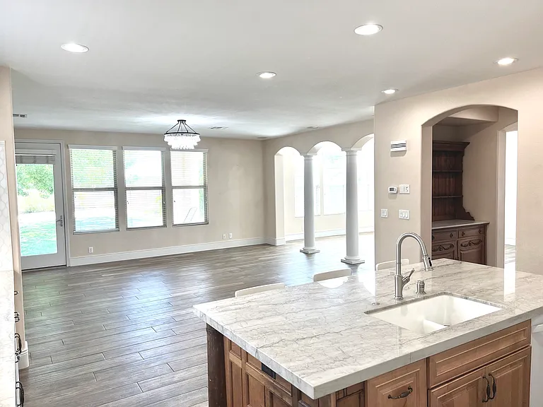 7140 Charter Crest St — Photo 30