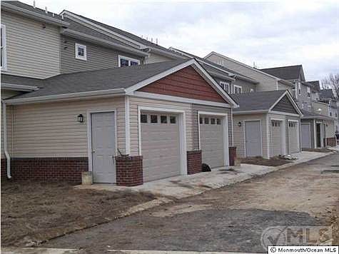 2nd image of 1 Hope Ln