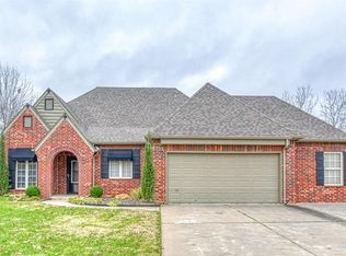 800 S 71st St, Broken Arrow, OK 74014