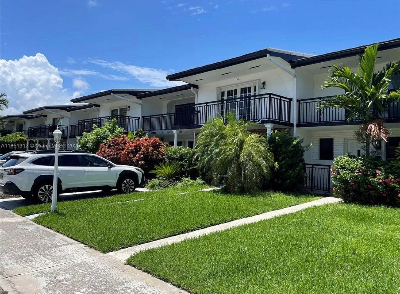 2 bed, 1548 sqft, $3,500 — Photo 1