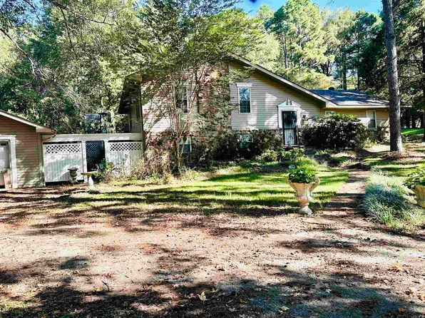 1304 Country Manor Ln, Jonesboro, AR 72404