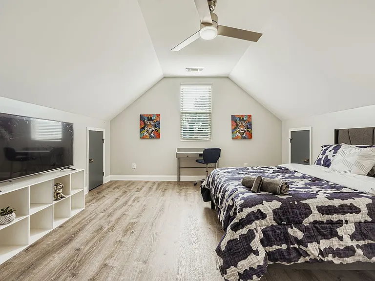 885 Hubbard St SW — Photo 30