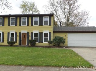 203 McIntyre Dr, Auburn, IN