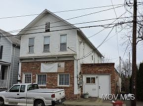 1st image of 330 Franklin St