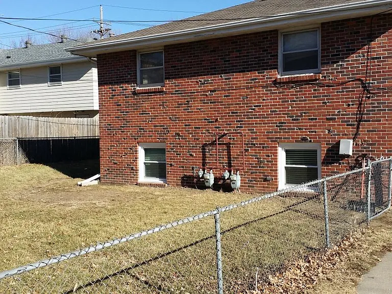 4810 Orchard Ave — Photo 2