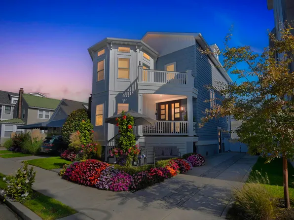 5 N Iroquois Ave, Margate, NJ 08402