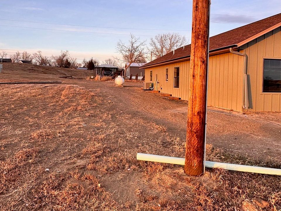 2nd image of 360 Whitney St