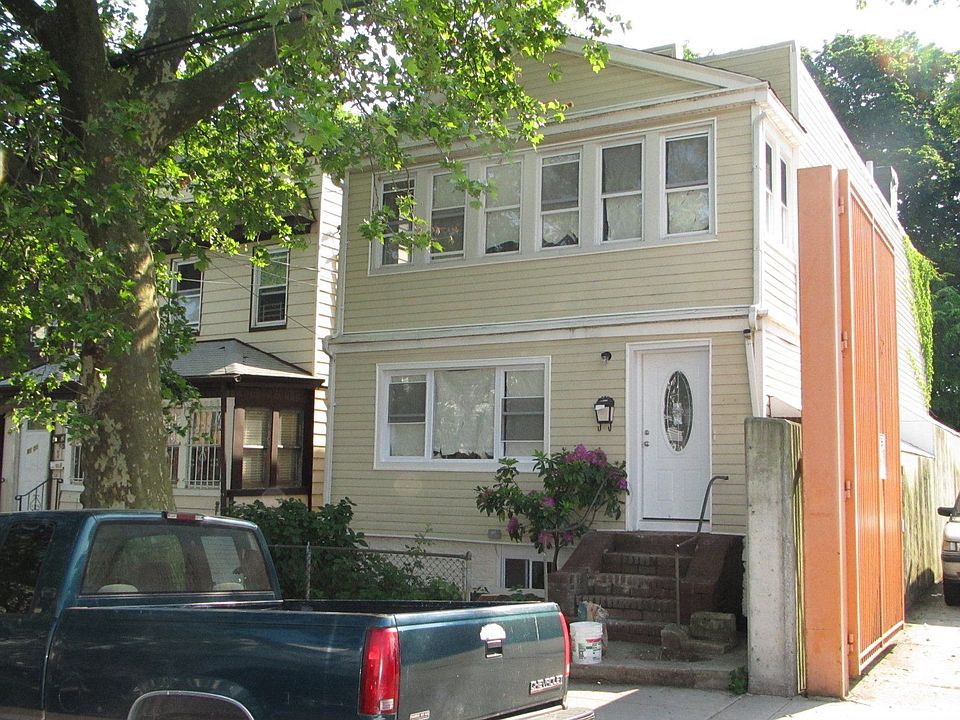 1st image of 8518 101st St