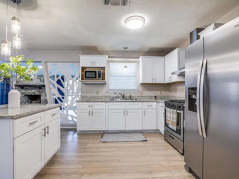 5715 Angie Pl — Photo 10