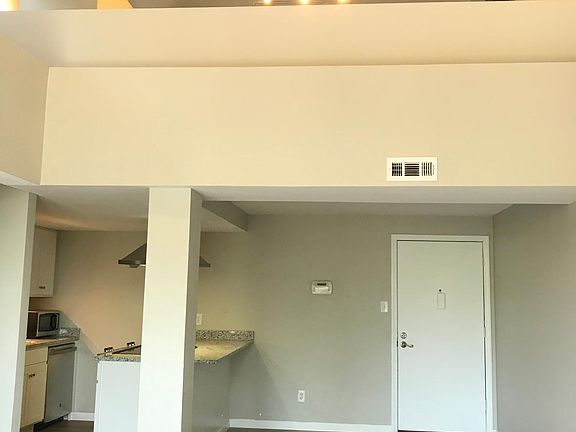 5th image of 1523 S 10th St APT 205