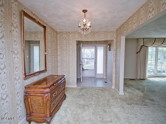 5th image of 5222 Webb Court